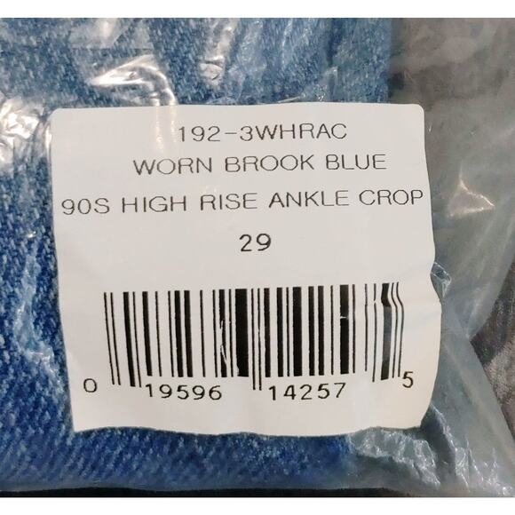 ReDone 90's High Rise Ankle Crop in Worn Brook Blue Light wash - Picture 9 of 10